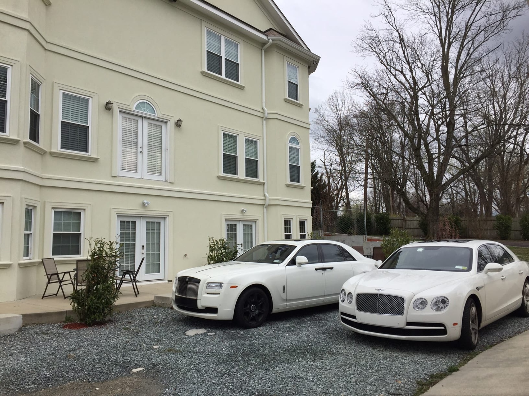 Susu's Luxurious Apt. #1