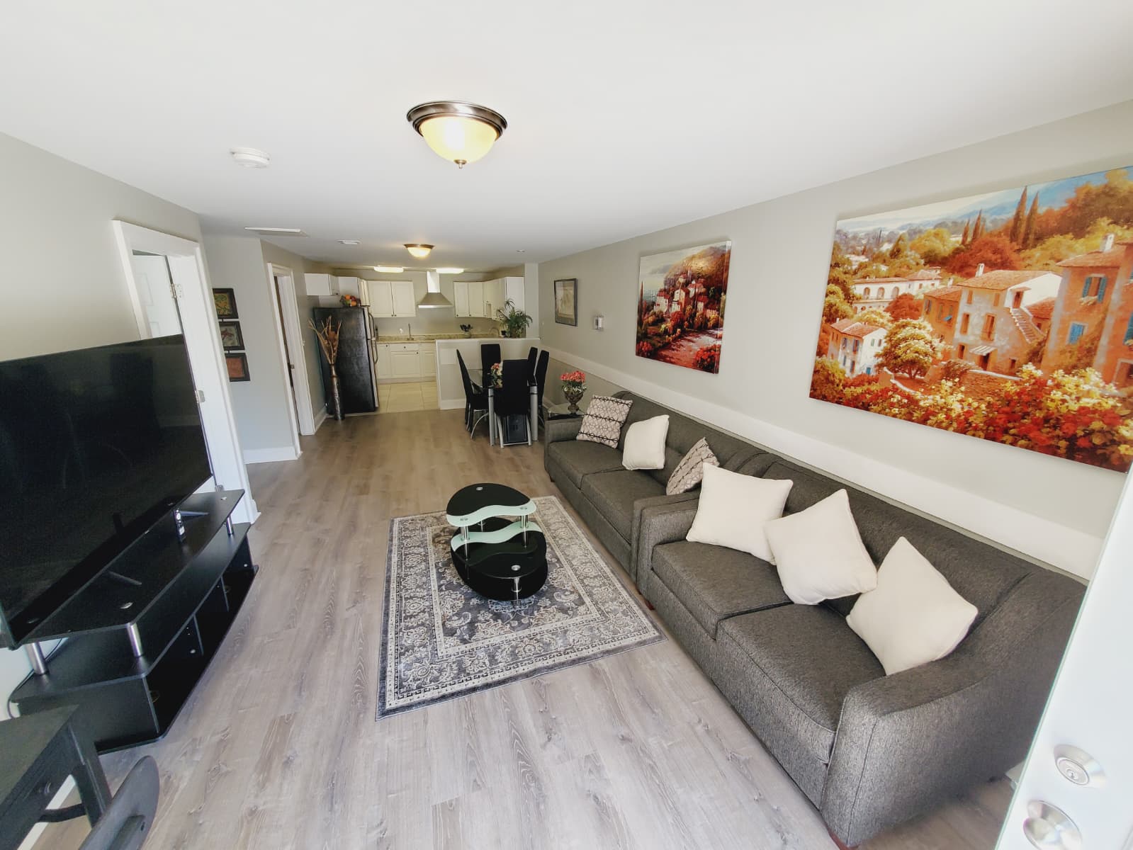 Susu's Luxurious Apt. #2